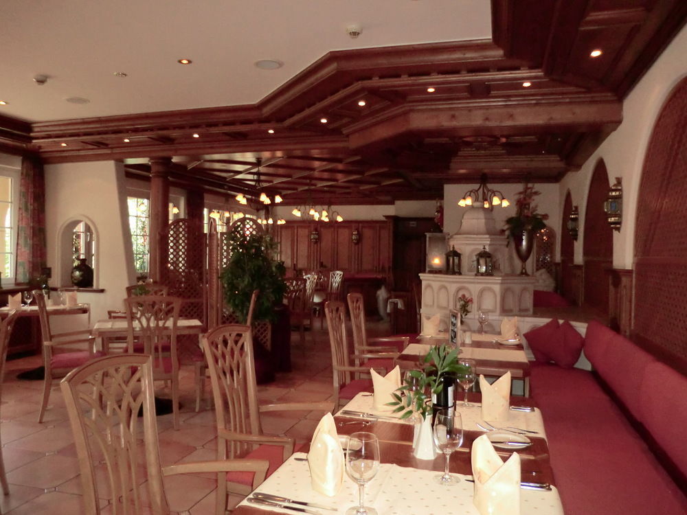 Hotel Spanischer Hof Gröditz Extérieur photo