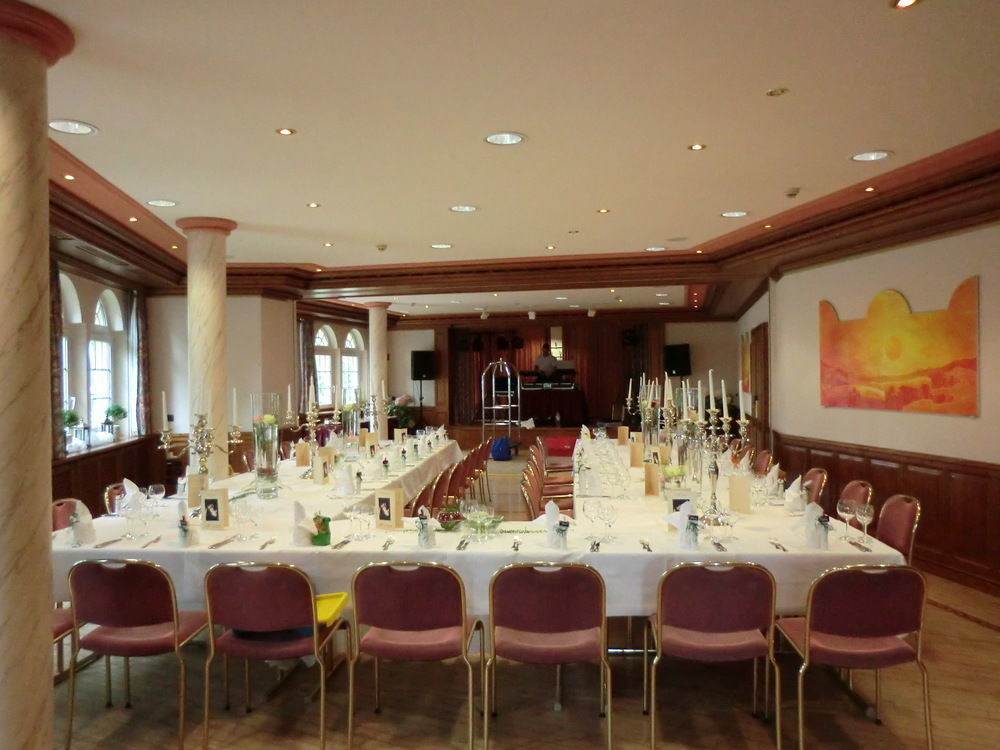 Hotel Spanischer Hof Gröditz Extérieur photo